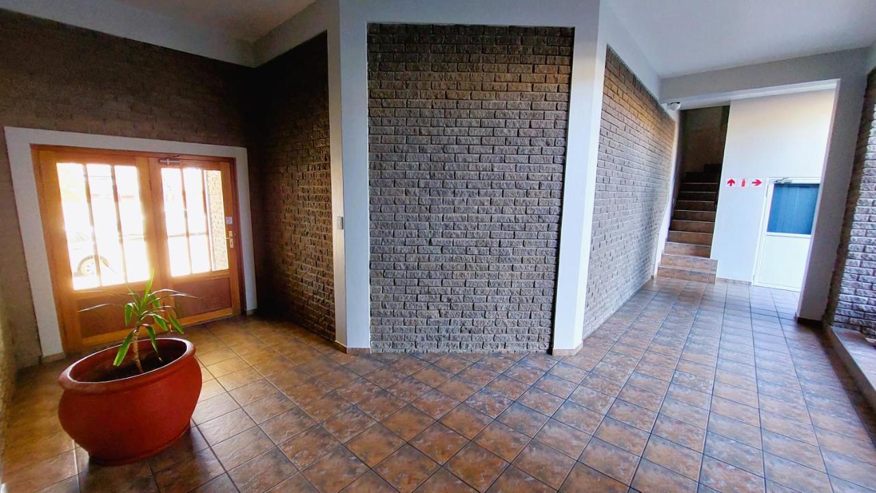 Nautilus 2 Bedroom Self-Catering Apartment 斯瓦科普蒙德 外观 照片